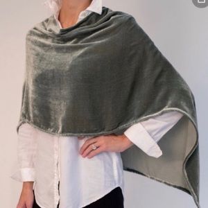 Traditions Linens silk velvet poncho, Shaw, or wrap